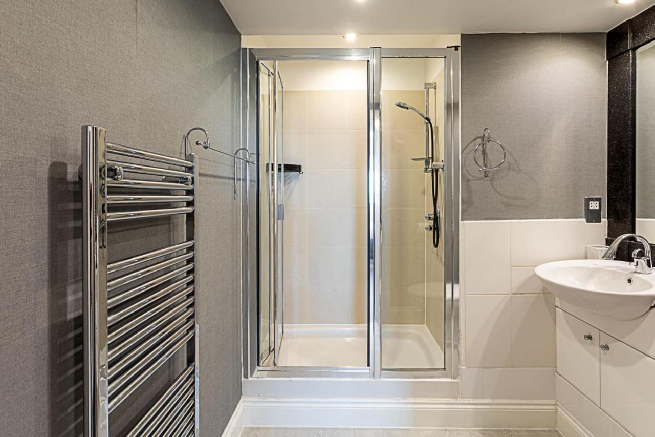 Convenient Urban Pad In Paddington Apartment London Exterior photo